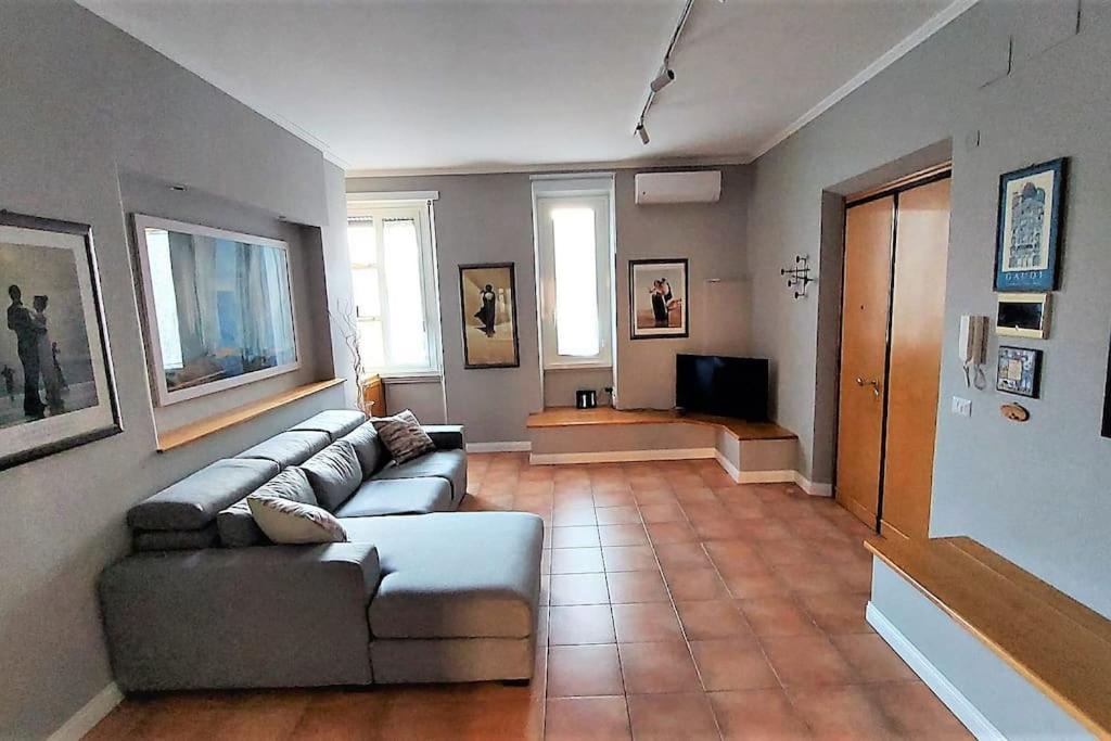 Domus Giulia & Andrea Apartment Rome Bagian luar foto